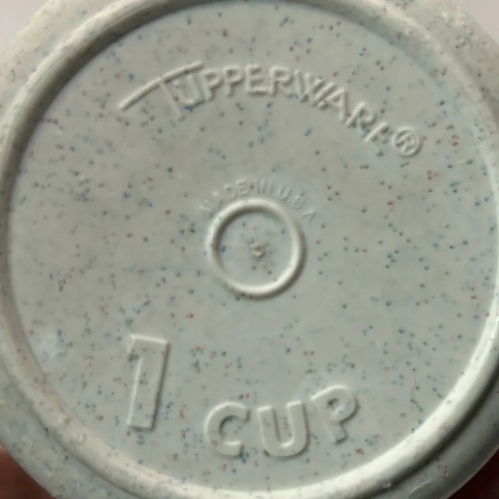 Vintage Tupperware measuring cups plastic grayish white set of 5 made in USA